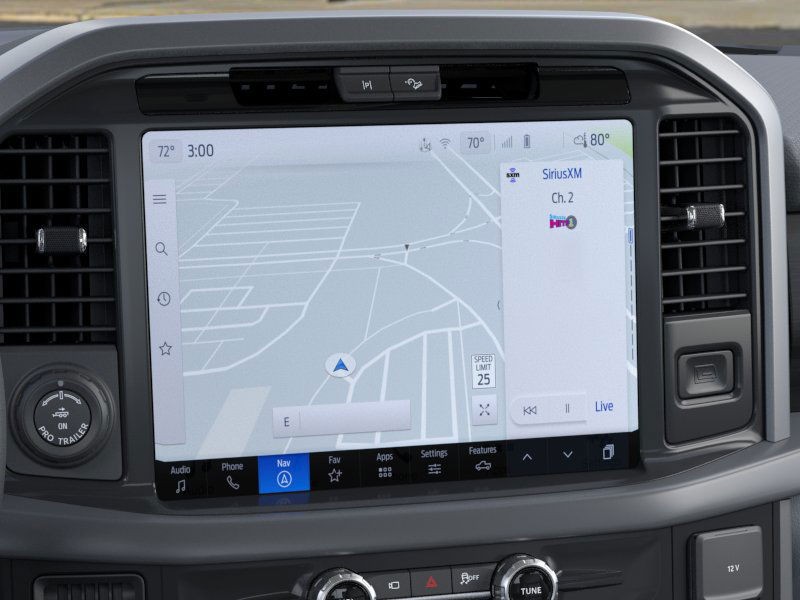 Ford F-150 Vehicle Full-screen Gallery Image 14