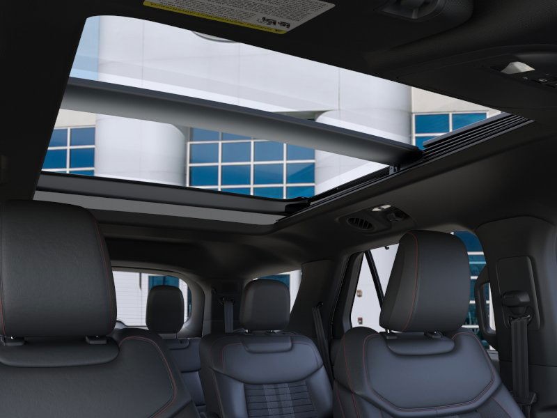 Ford Explorer Vehicle Full-screen Gallery Image 22