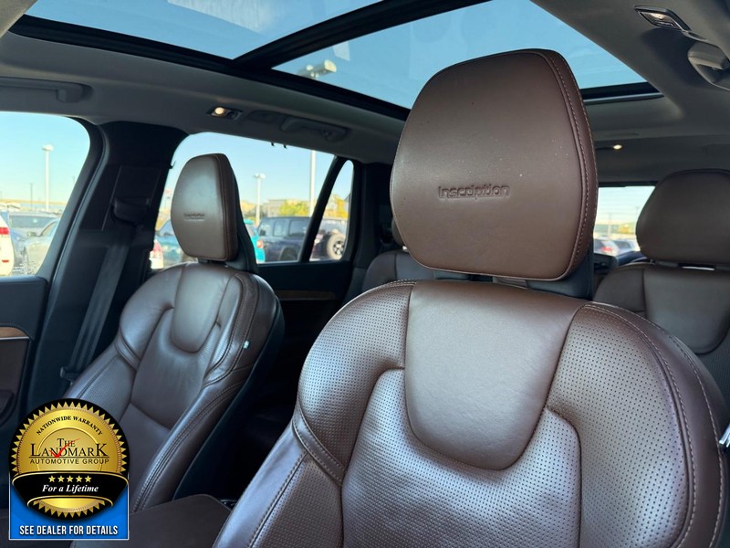 Volvo XC90 Vehicle Full-screen Gallery Image 9