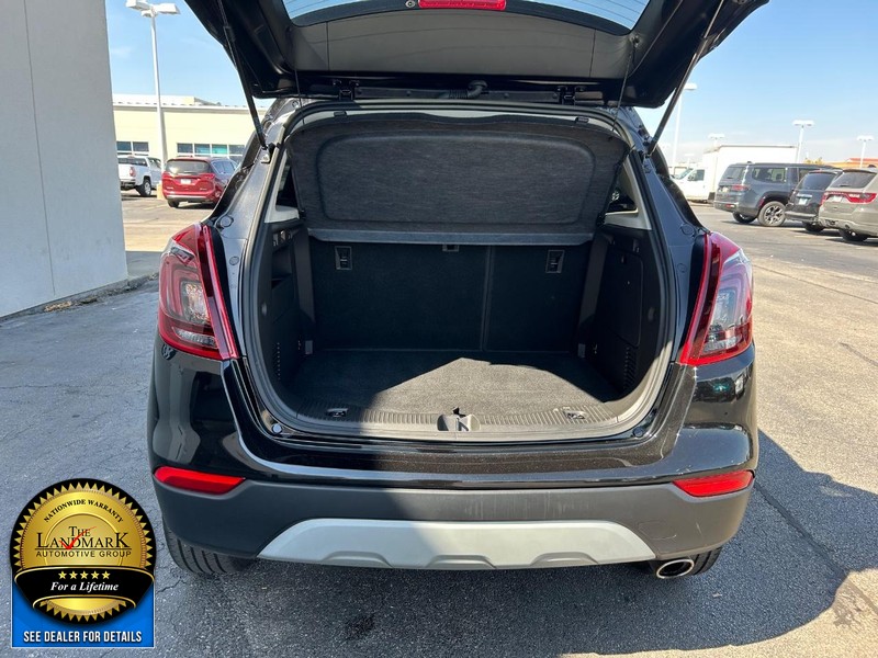 Buick Encore Vehicle Full-screen Gallery Image 18