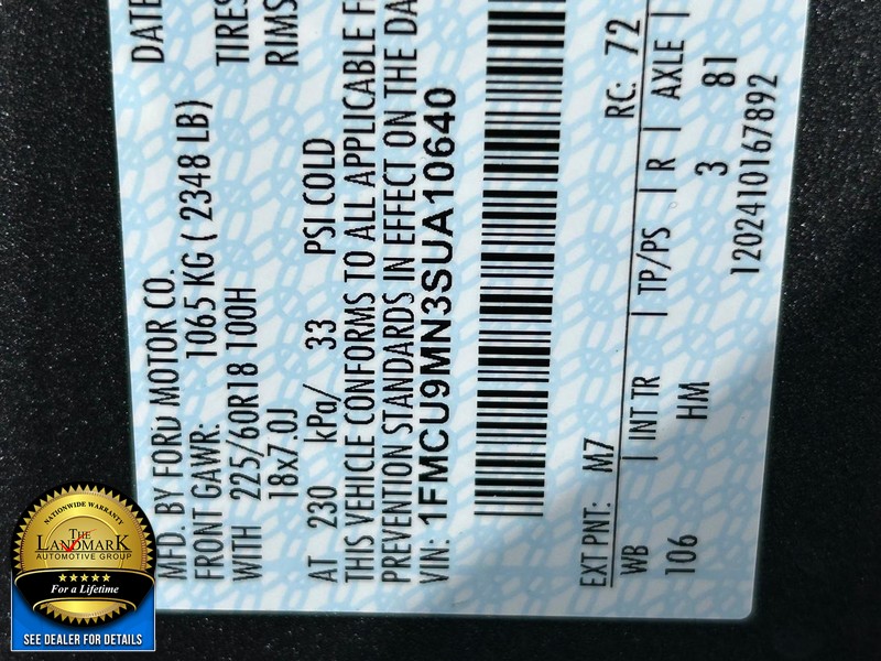 Ford Escape Vehicle Full-screen Gallery Image 20