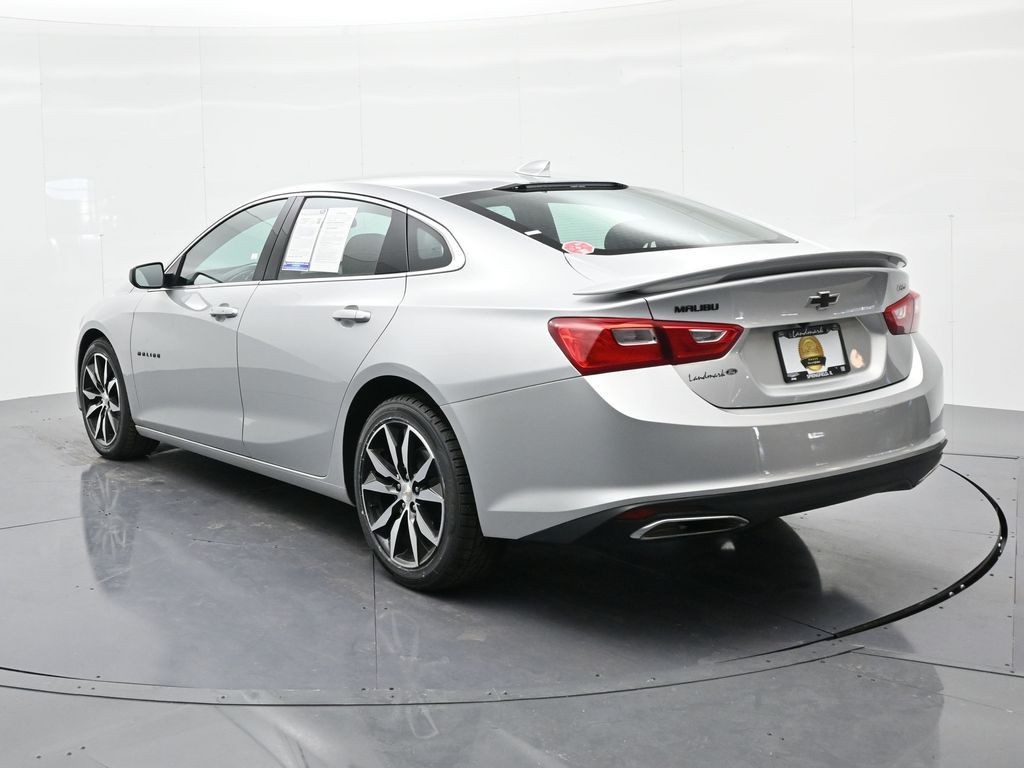 Chevrolet Malibu Vehicle Full-screen Gallery Image 08