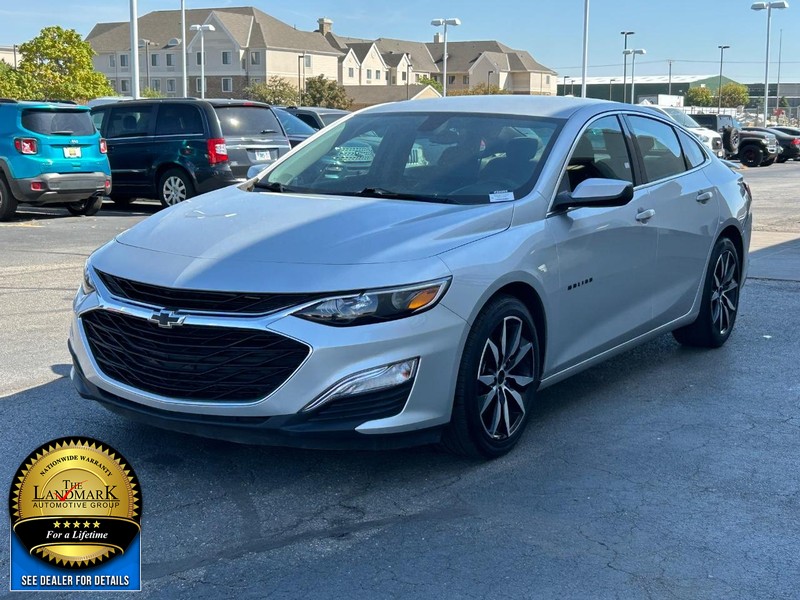 Chevrolet Malibu Vehicle Full-screen Gallery Image 5