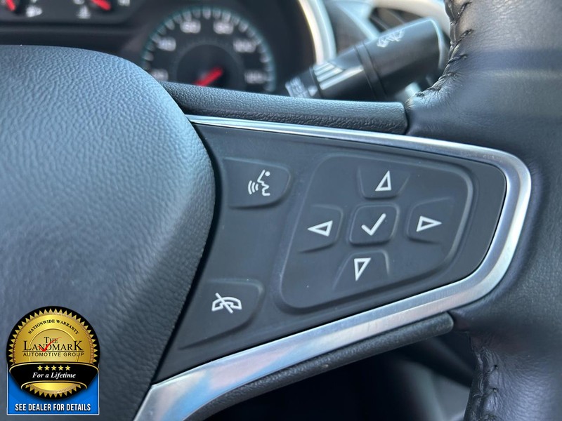 Chevrolet Malibu Vehicle Full-screen Gallery Image 11