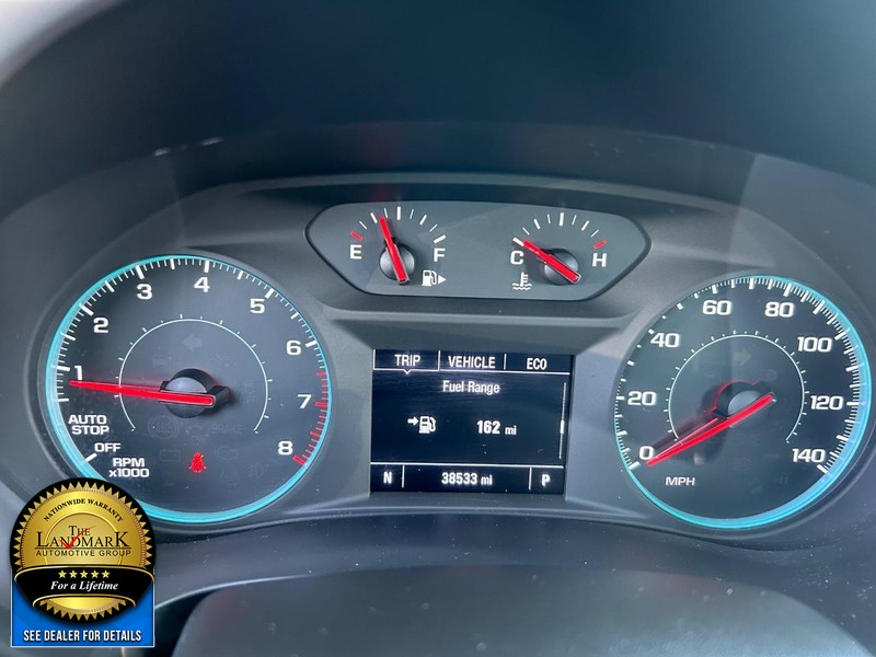 Chevrolet Malibu Vehicle Full-screen Gallery Image 12