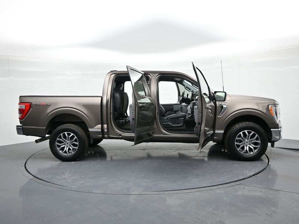 Ford F-150 Vehicle Full-screen Gallery Image 24