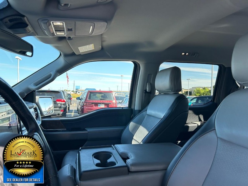 Ford F-150 Vehicle Full-screen Gallery Image 9