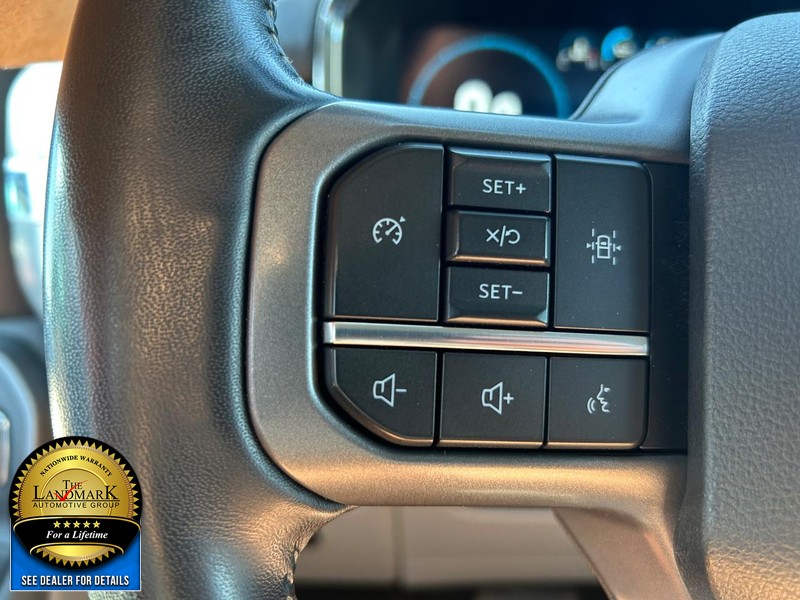 Ford F-150 Vehicle Full-screen Gallery Image 10