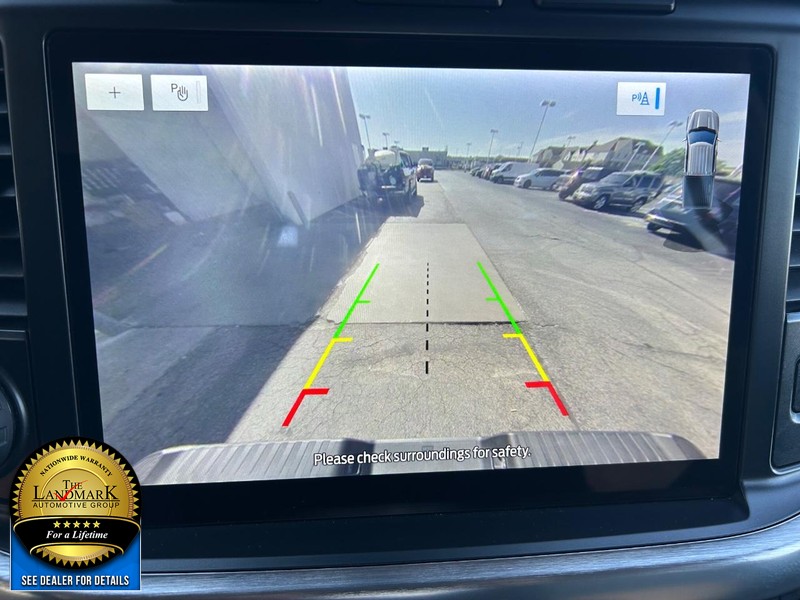 Ford F-150 Vehicle Full-screen Gallery Image 13