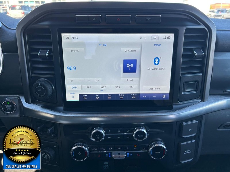 Ford F-150 Vehicle Full-screen Gallery Image 18