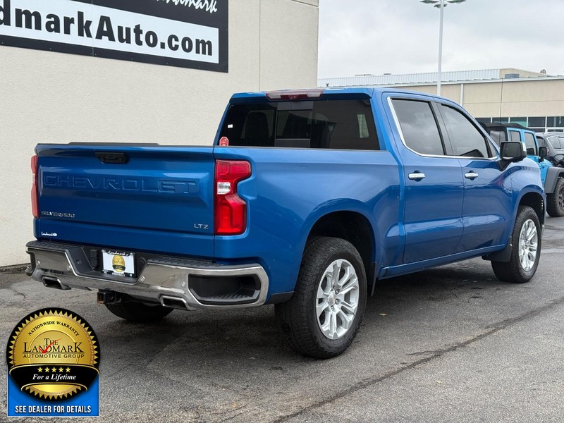 Chevrolet Silverado 1500 Vehicle Full-screen Gallery Image 3