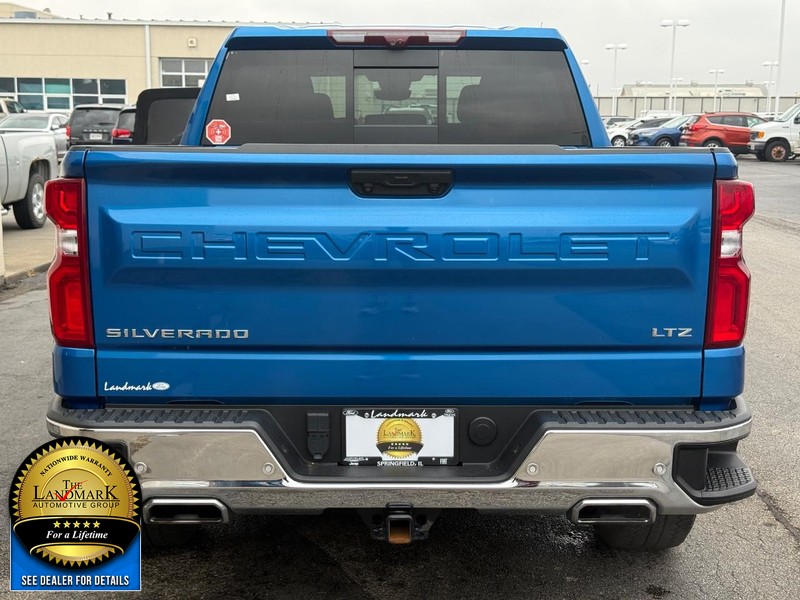 Chevrolet Silverado 1500 Vehicle Full-screen Gallery Image 4