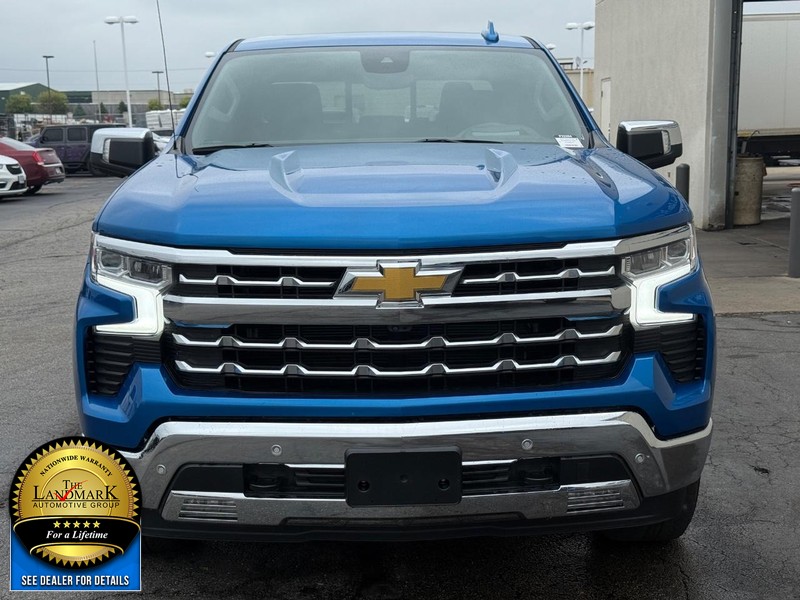 Chevrolet Silverado 1500 Vehicle Full-screen Gallery Image 10