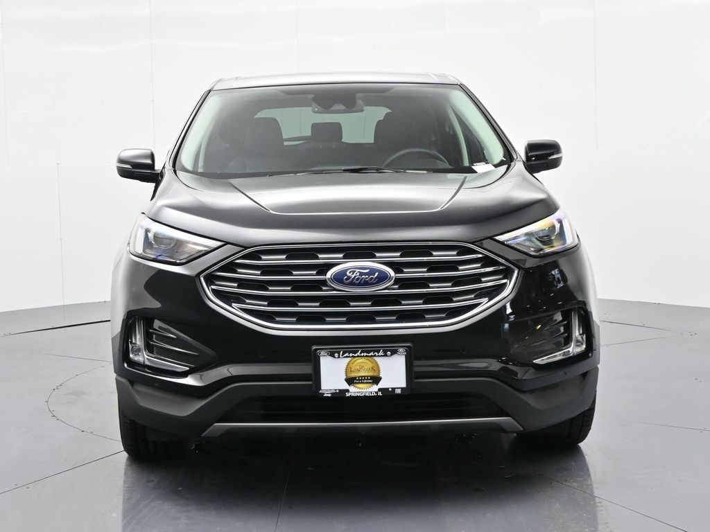 Ford Edge Vehicle Full-screen Gallery Image 03