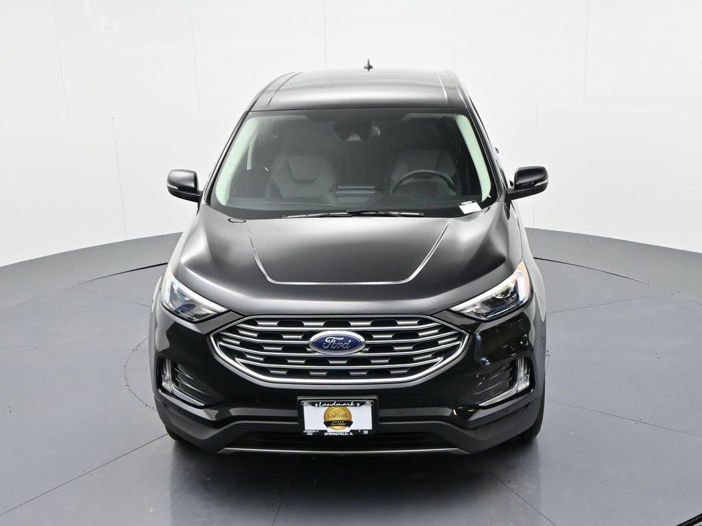 Ford Edge Vehicle Full-screen Gallery Image 15