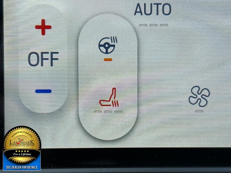 Ford Edge Vehicle Full-screen Gallery Image 14