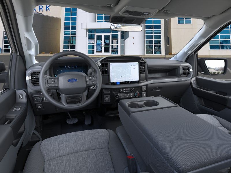 Ford F-150 Vehicle Full-screen Gallery Image 9