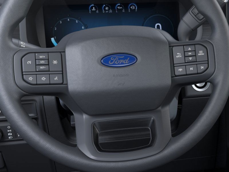 Ford F-150 Vehicle Full-screen Gallery Image 12