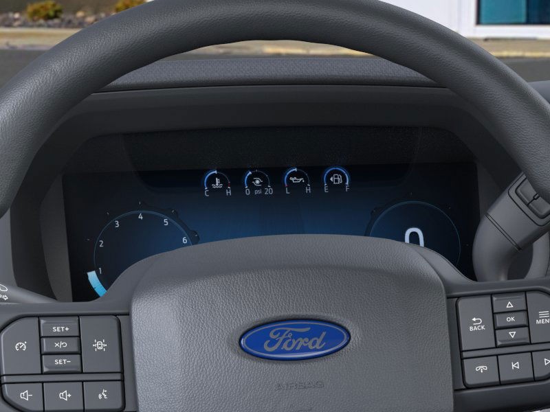 Ford F-150 Vehicle Full-screen Gallery Image 13