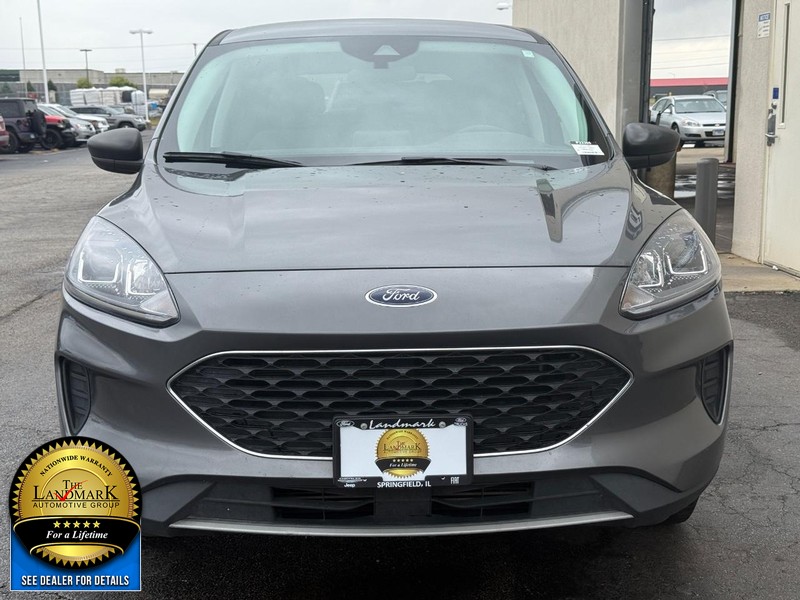 Ford Escape Vehicle Full-screen Gallery Image 9