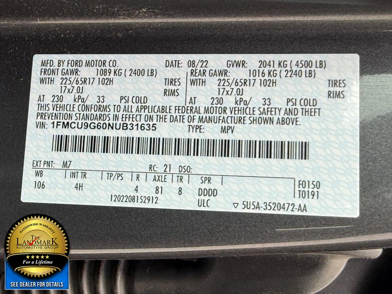 Ford Escape Vehicle Full-screen Gallery Image 25