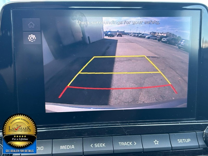 Kia Forte Vehicle Full-screen Gallery Image 13