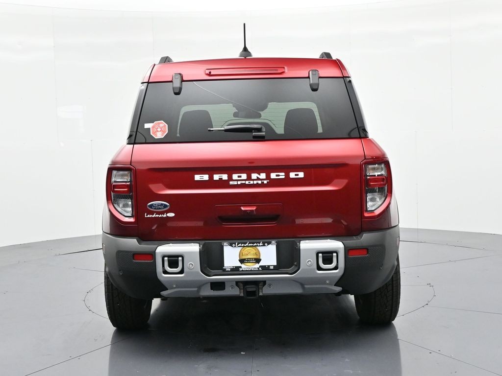 Ford Bronco Sport Vehicle Full-screen Gallery Image 7