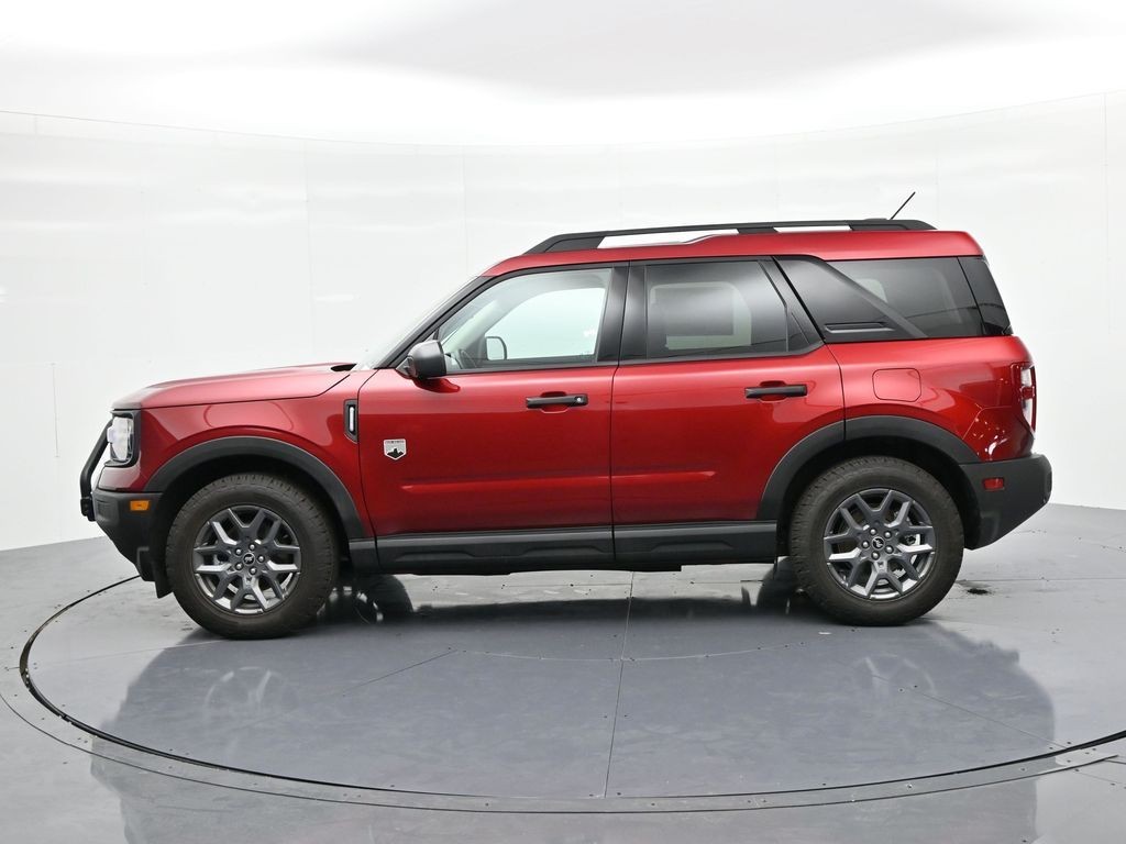 Ford Bronco Sport Vehicle Full-screen Gallery Image 9