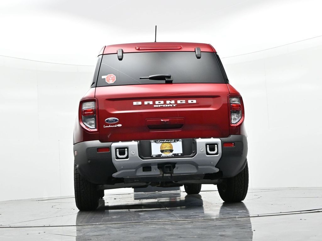 Ford Bronco Sport Vehicle Full-screen Gallery Image 21