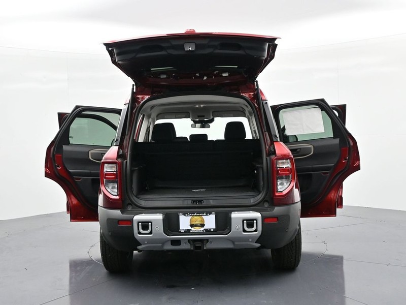 Ford Bronco Sport Vehicle Full-screen Gallery Image 27