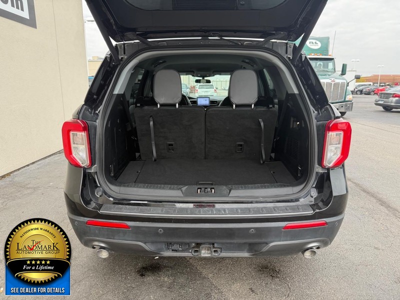 Ford Explorer Vehicle Full-screen Gallery Image 20