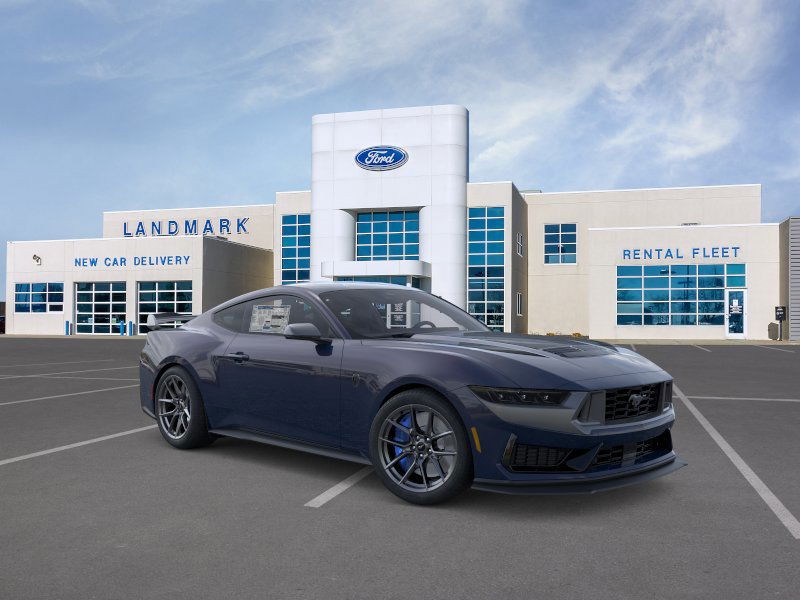 Ford Mustang Vehicle Full-screen Gallery Image 7