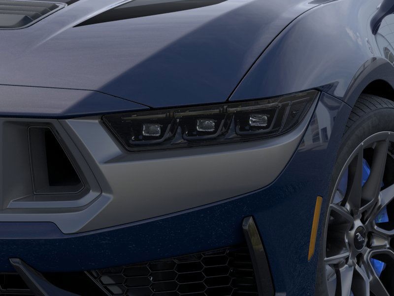 Ford Mustang Vehicle Full-screen Gallery Image 18