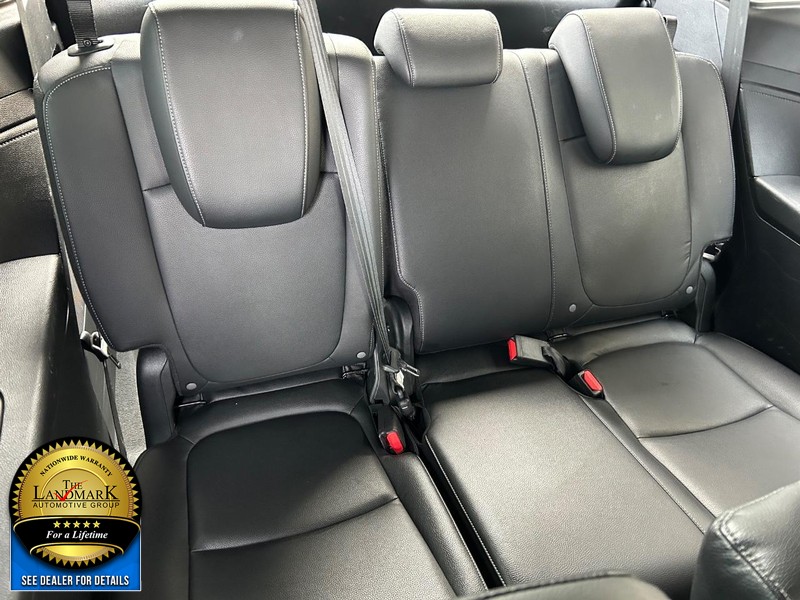 Honda Odyssey Vehicle Full-screen Gallery Image 17