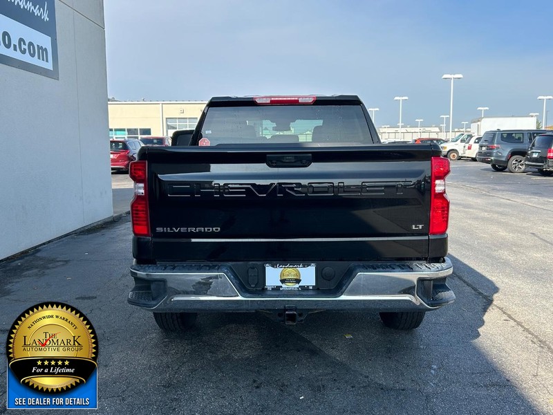 Chevrolet Silverado 1500 Vehicle Full-screen Gallery Image 7