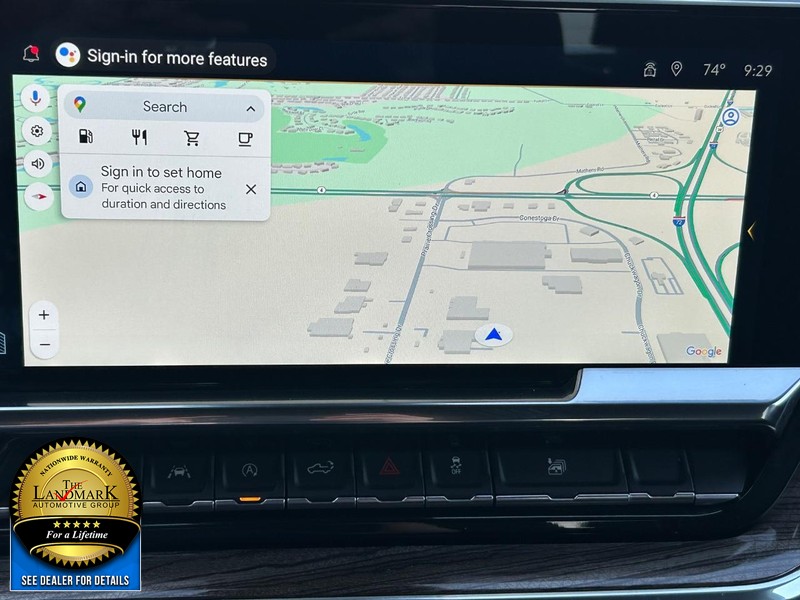 Chevrolet Silverado 1500 Vehicle Full-screen Gallery Image 16