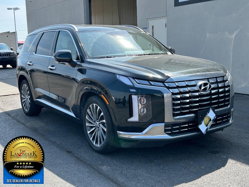 Hyundai Palisade Vehicle Full-screen Gallery Image 2