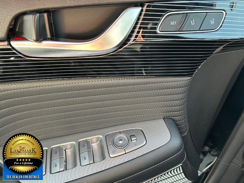 Hyundai Palisade Vehicle Full-screen Gallery Image 8