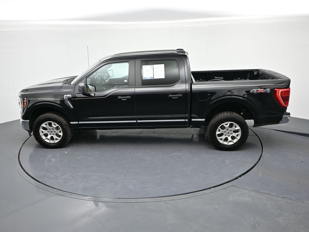 Ford F-150 Vehicle Full-screen Gallery Image 21