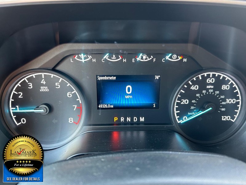 Ford F-150 Vehicle Full-screen Gallery Image 12