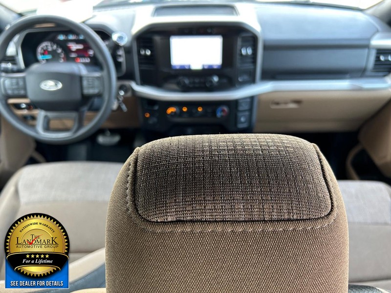 Ford F-150 Vehicle Full-screen Gallery Image 15