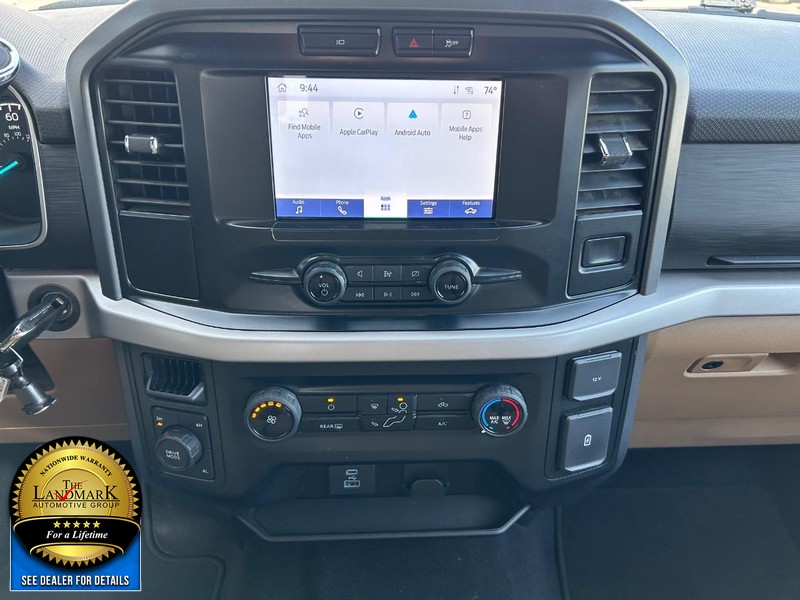 Ford F-150 Vehicle Full-screen Gallery Image 17