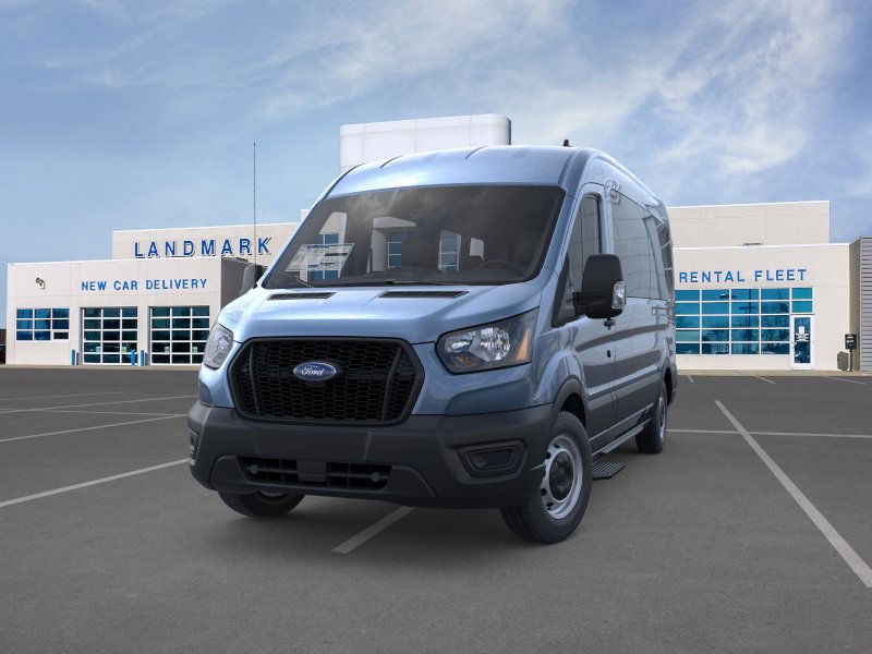 Ford Transit Passenger Wagon Vehicle Full-screen Gallery Image 2