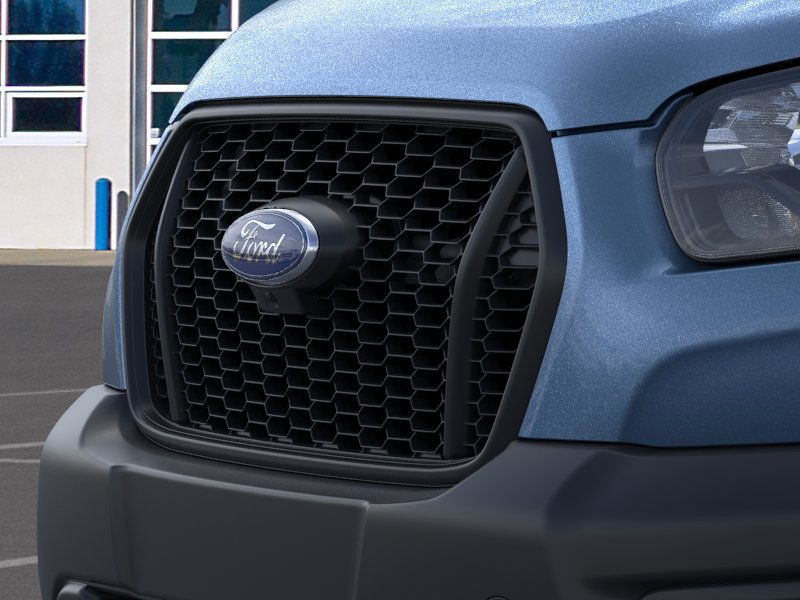 Ford Transit Passenger Wagon Vehicle Full-screen Gallery Image 17