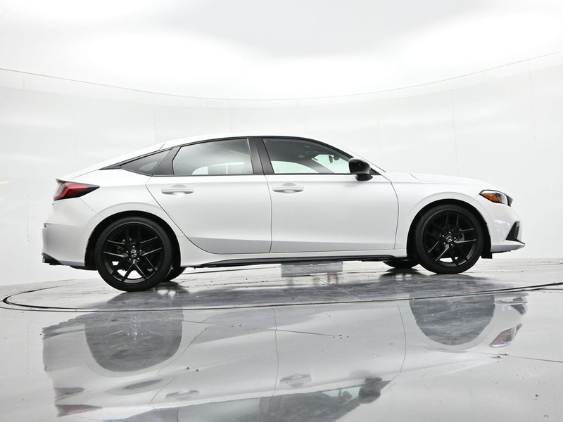 Honda Civic Hatchback Vehicle Full-screen Gallery Image 21