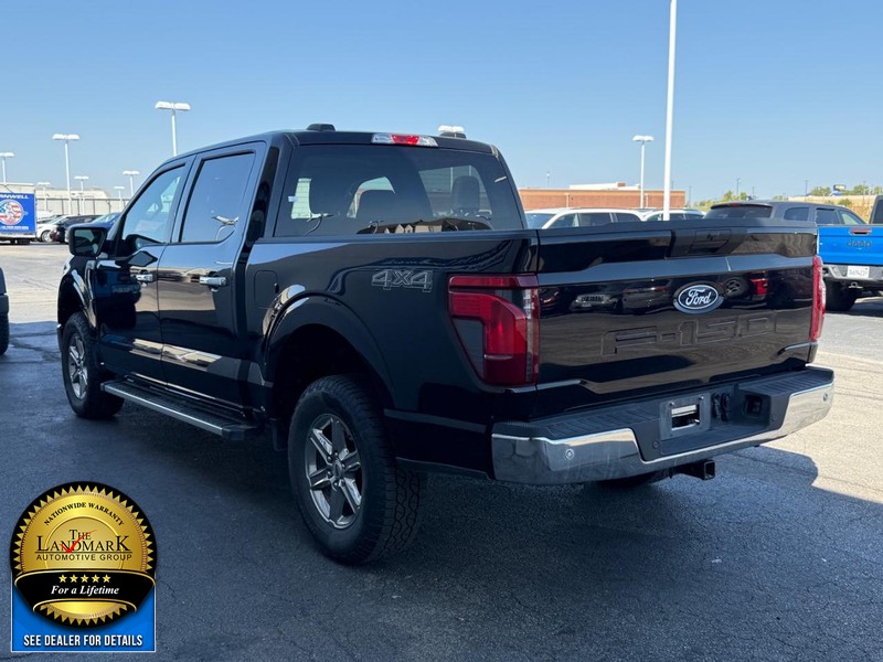 Ford F-150 Vehicle Full-screen Gallery Image 6