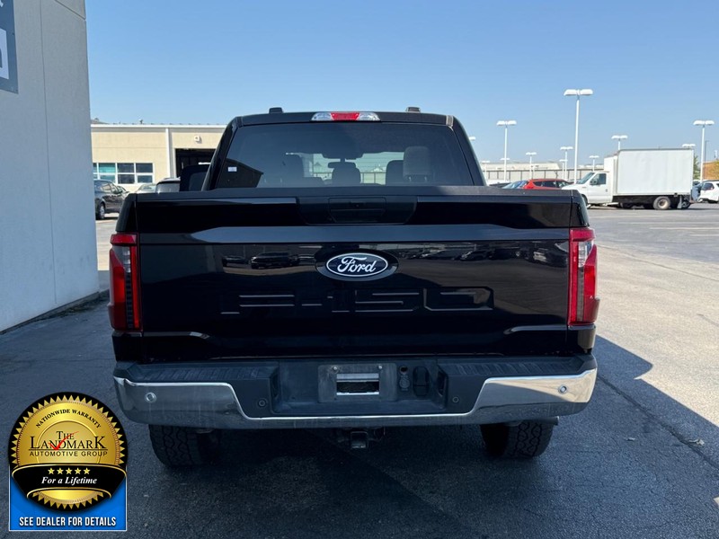 Ford F-150 Vehicle Full-screen Gallery Image 7