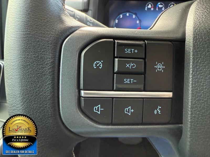 Ford F-150 Vehicle Full-screen Gallery Image 10