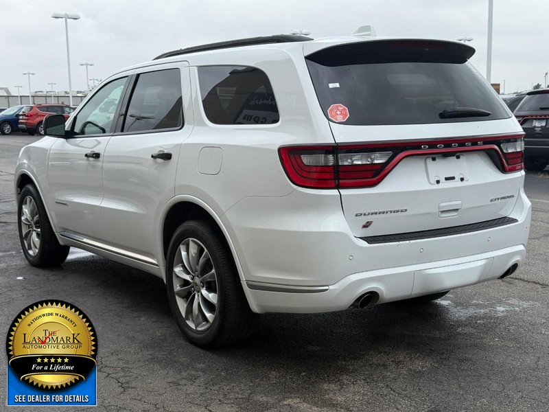 Dodge Durango Vehicle Full-screen Gallery Image 5