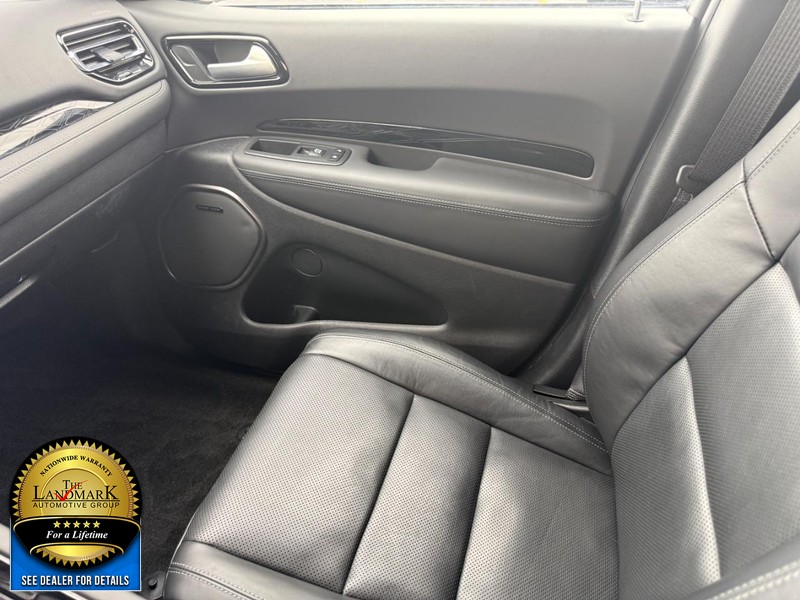 Dodge Durango Vehicle Full-screen Gallery Image 24